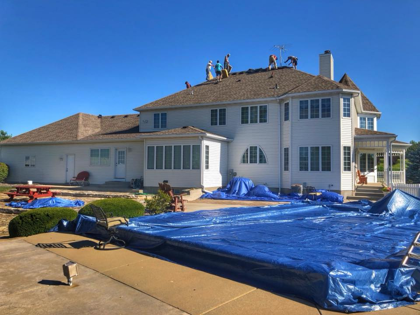 Roofing Services Oregon & Kenosha, WI Briggs Family Home